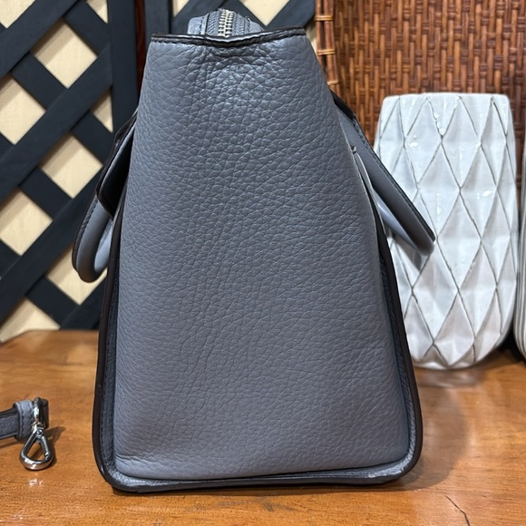 EUC Michael Kors Hudson Large Leather Satchel Crossbody Bag Gray COI Included - Picture 6 of 15